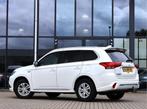 Mitsubishi Outlander 2.4 PHEV 4WD *CRUISE*CLIMATE*HAAK*, Auto's, Mitsubishi, Te koop, Gebruikt, 750 kg, 50 km/l