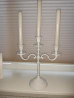 Witte metalen kandelaar 3 armen, Huis en Inrichting, Woonaccessoires | Kandelaars en Kaarsen, Ophalen of Verzenden, Zo goed als nieuw