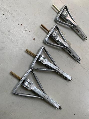 Caravan uitdraaisteunen voor BPW chassis oa HOBBY caravan beschikbaar voor biedingen