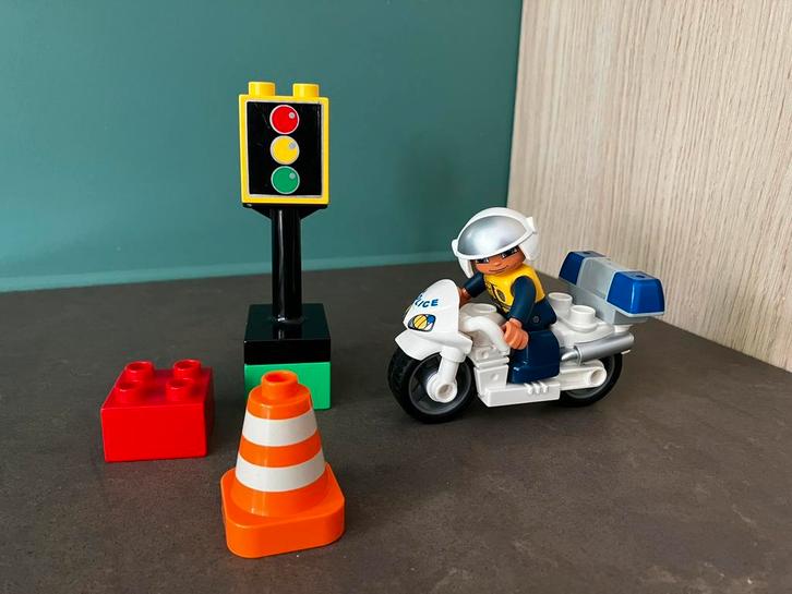 Duplo 5679 politiemotor agent stoplicht, Kinderen en Baby's, Speelgoed | Duplo en Lego, Gebruikt, Duplo, Complete set, Ophalen