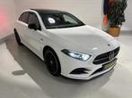 Mercedes A-Klasse A250e 218pk 8G-DCT AMG Line, Pano, Burmest, Gebruikt, 4 cilinders, 160 pk, Wit