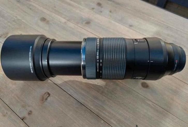 OM system/ olympus telelens 100-400 MFT, Audio, Tv en Foto, Fotografie | Lenzen en Objectieven, Zo goed als nieuw, Telelens, Ophalen of Verzenden