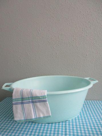 Vintage Teil Retro beschikbaar voor biedingen