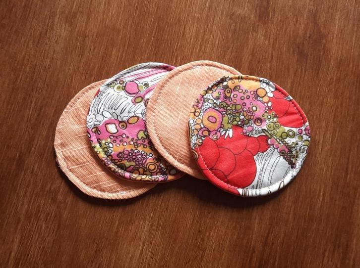 Katoenen onderzetters - Rond 4 stuks - geel/oranje/rood, Huis en Inrichting, Woonaccessoires | Onderzetters, Nieuw, Glas of Kopje