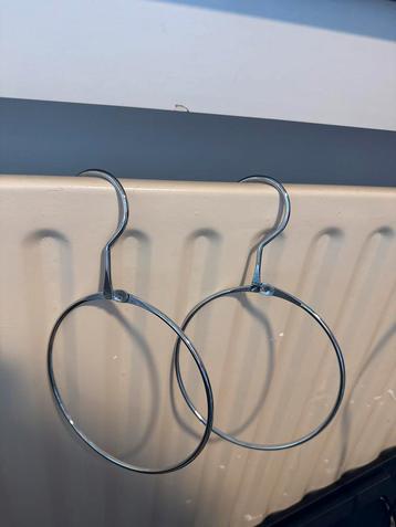 Haken voor sjaals, samples, etc. 4 stuks beschikbaar voor biedingen