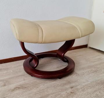 Stressless Ekornes voetenbank poef licht beige leer mooi beschikbaar voor biedingen