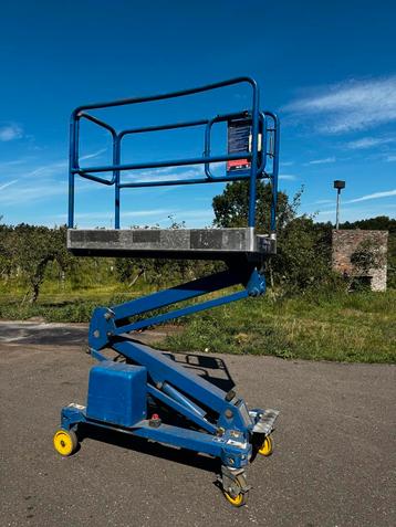 Elektrische Hoogwerker - 5 Meter Werkhoogte beschikbaar voor biedingen