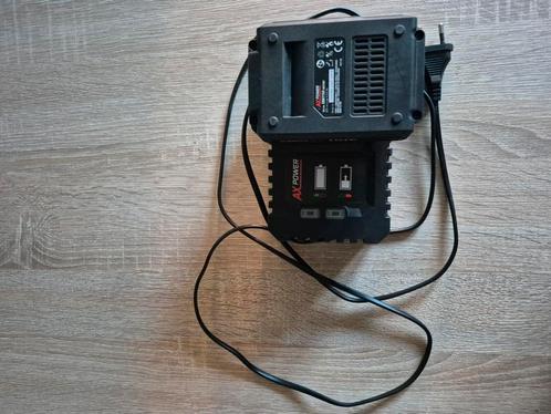 Ferm oplader incl A.c.c.u, Doe-het-zelf en Verbouw, Gereedschap | Machine-onderdelen en Toebehoren, Gebruikt, Ophalen of Verzenden