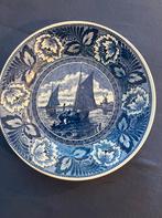Delfts Blauw Bord met Boot, Ophalen of Verzenden