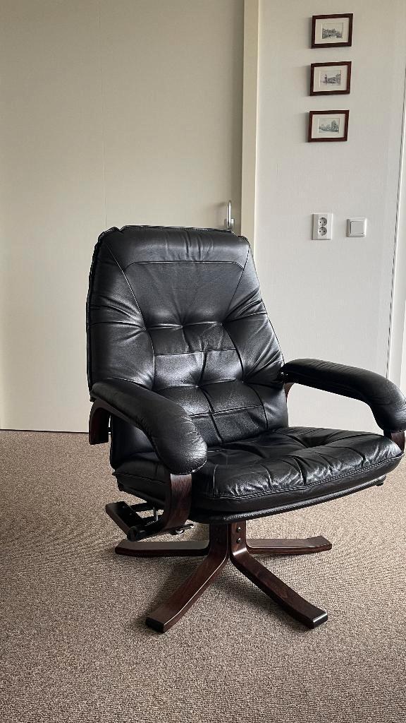 Unico draai- relax fauteuil, Huis en Inrichting, Fauteuils, Gebruikt, Hout, Leer, 50 tot 75 cm, 75 tot 100 cm, Ophalen