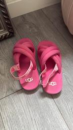 UGG slippers, Kleding | Dames, Schoenen, Ophalen of Verzenden, Zo goed als nieuw
