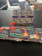 Pokémon Pencil case 2 boosters erin 10 stuks, Ophalen of Verzenden, Zo goed als nieuw