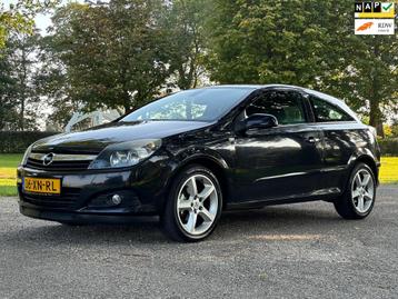 Opel Astra GTC 1.8 Cosmo |Airco + CRUISE CONTROL| beschikbaar voor biedingen