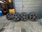 Lexus CT200h Velgen 17 inch met zomerbanden 215/45/R17, Auto-onderdelen, Banden en Velgen, Banden en Velgen, 17 inch, Ophalen of Verzenden