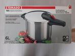 Tomado snelkookpan inhoud 6 liter, Huis en Inrichting, Keuken | Potten en Pannen, Gebruikt, Keramische plaat, Rvs, Ophalen