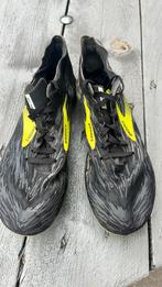 Spikes Brooks maat 40,5 in prima staat, Sport en Fitness, Ophalen of Verzenden, Zo goed als nieuw, Spikes, Overige merken