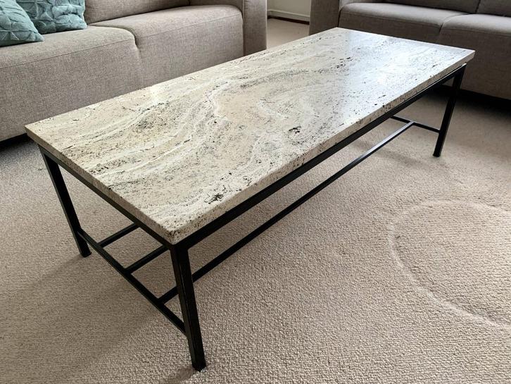 Prachtige unieke travertin marmeren salontafel jaren 60, Huis en Inrichting, Tafels | Salontafels, Zo goed als nieuw, Minder dan 50 cm