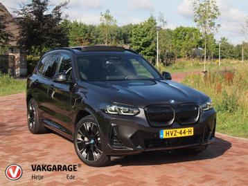 BMW iX3 High Executive 80 kWh | Panoramadak | Camera | Cruis beschikbaar voor biedingen