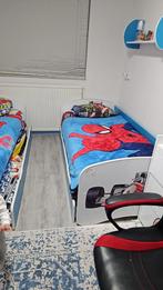 2 bedden 2 grote kasten en 2 kleine kasten, Huis en Inrichting, Kasten | Kledingkasten, Ophalen, Zo goed als nieuw, 25 tot 50 cm