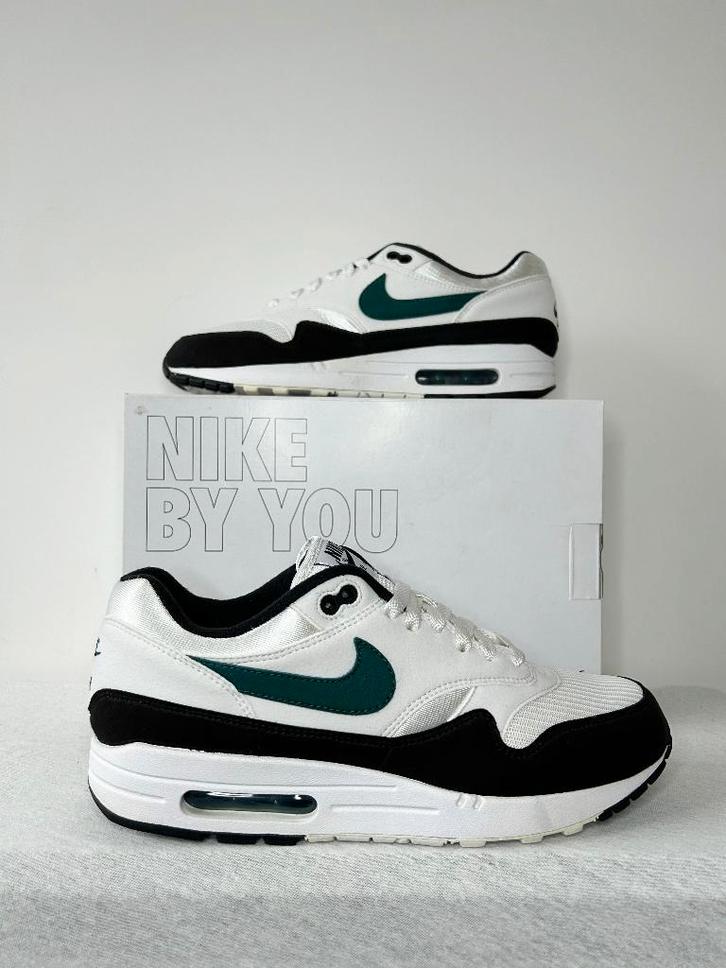 Nike Air Max 1 ID By You (EU 44), Kleding | Heren, Schoenen, Zo goed als nieuw, Sneakers of Gympen, Wit, Ophalen of Verzenden