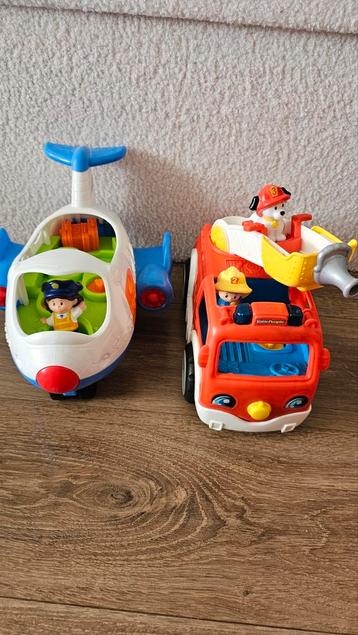 Little People brandweer en vliegtuig  beschikbaar voor biedingen