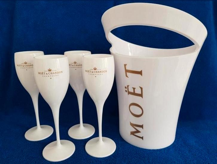 Moët & Chandon Set: 4 champage Flutes,ice-Bucket+ijs shep‼️, Verzamelen, Glas en Borrelglaasjes, Nieuw, Overige typen, Ophalen of Verzenden