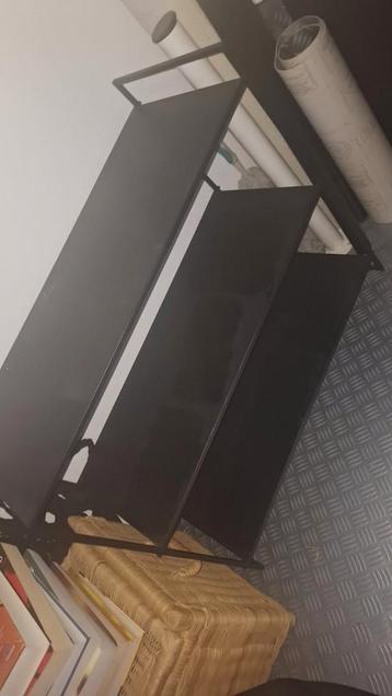 Wandkast zwart
