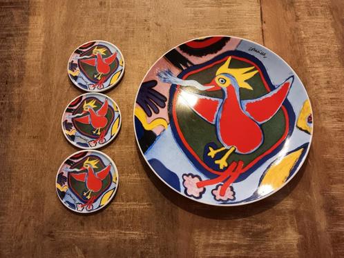 Corneille bord plus 3 schaaltjes Vuurvogel, Antiek en Kunst, Antiek | Keramiek en Aardewerk, Ophalen of Verzenden