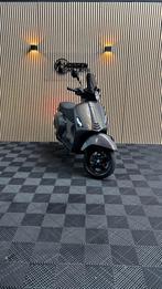 Vespa GTS 300 HPE | 2020 | Champagne Quartz | Full Option, Overige modellen, Ophalen of Verzenden, Zo goed als nieuw, Benzine