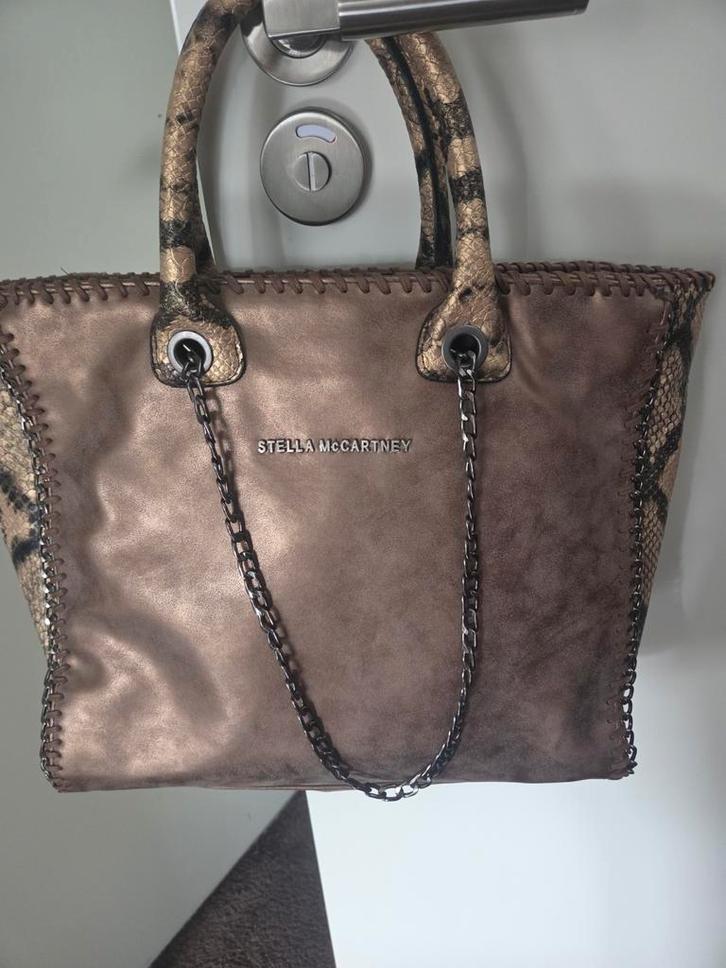 Stella McCartney Tote Bag - Bronze & Snake Print, Sieraden, Tassen en Uiterlijk, Tassen | Damestassen, Gebruikt, Handtas, Bruin