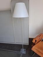Costanza vloerlamp. 3 stuks., Ophalen, 100 tot 150 cm, Zo goed als nieuw, Metaal