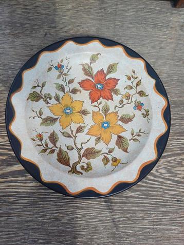 Gouda Plateel wandbord Anita beschikbaar voor biedingen