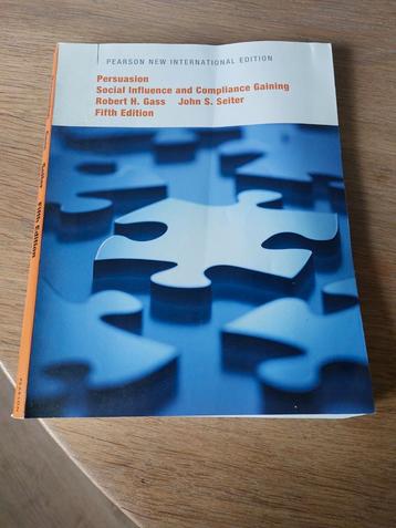 persuasion Social influence  and compliance  Gaining beschikbaar voor biedingen