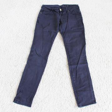 Mooie Armani Jeans Dames Broek - 91 (Size 27) € 40,- beschikbaar voor biedingen