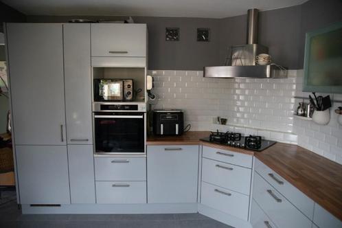 Complete keuken te koop…zelf demonteren en ophalen. Bieden, Huis en Inrichting, Keuken | Complete keukens, Gebruikt, Hoekkeuken