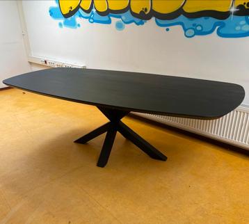 Massief Eiken Eettafels Deens Ovaal - Zwart - Verjongd/Recht beschikbaar voor biedingen