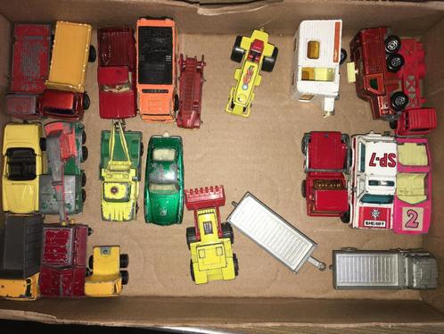 Partij 20x Matchbox AEC + Leyland + Dodge + Mercedes+Caravan, Hobby en Vrije tijd, Modelauto's | 1:87, Gebruikt, Auto, Matchbox
