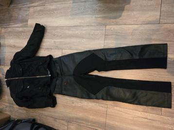 Motorpak jas en broek beschikbaar voor biedingen