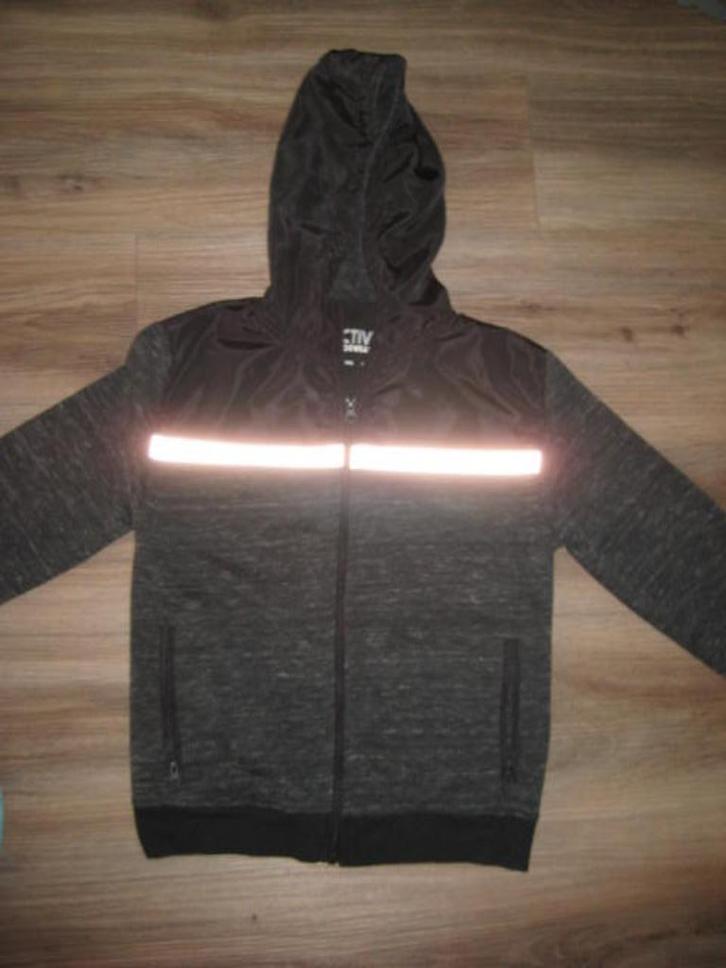 Prachtige mooie nieuwe Jongens Jasje/Vestje (maat 146), Kinderen en Baby's, Kinderkleding | Maat 146, Zo goed als nieuw, Jongen