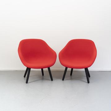 2 Hay about a Lounge Chair AAL 82 rood beschikbaar voor biedingen