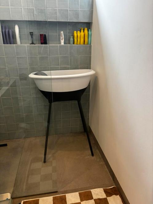 Luma babybad met standaard + badzitje & thermometer, Kinderen en Baby's, Badjes en Verzorging, Zo goed als nieuw, Badje, Overige merken