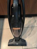 Aeg Snoerloze Steelstofzuiger/Kruimeldief, Witgoed en Apparatuur, Stofzuigers, Ophalen, Gebruikt, Stofzuiger, Minder dan 1200 watt