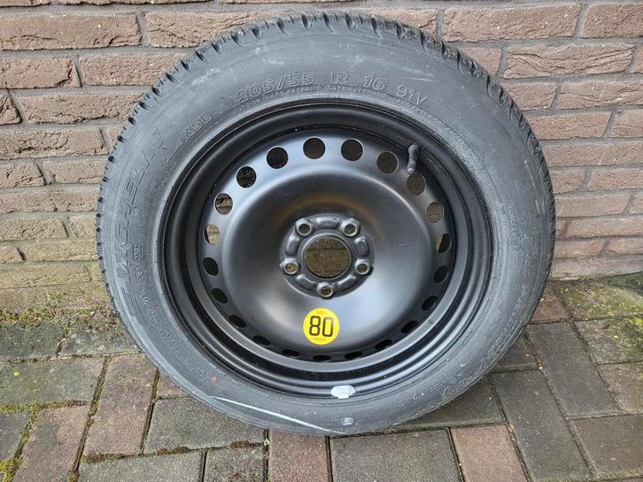 Thuiskomer met nieuwe band, Auto-onderdelen, Overige Auto-onderdelen, Ford, Nieuw, Ophalen