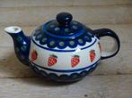 Theepotje, Pools aardewerk, Bunzlau, Aardbeien, z.g.a.n., Ophalen of Verzenden