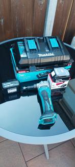 Makita set nieuwe, Ophalen, Zo goed als nieuw, 600 watt of meer