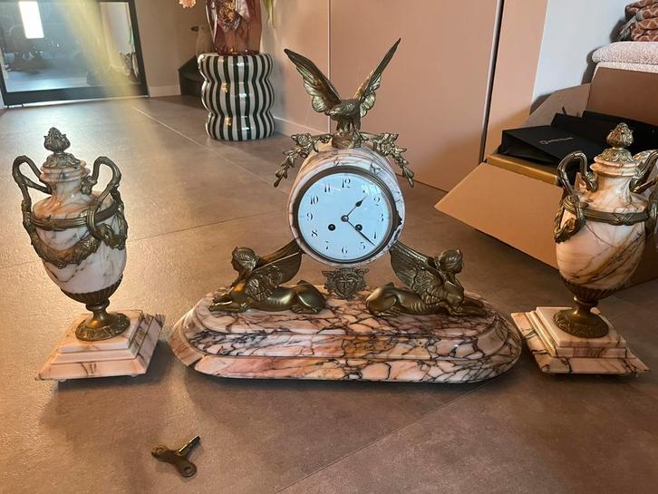 Prachtig klassiek Frans pendule-stel, Antiek en Kunst, Antiek | Klokken, Ophalen of Verzenden