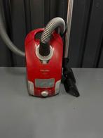 Miele stofzuiger c1 2000w, Witgoed en Apparatuur, Stofzuigers, Ophalen of Verzenden, Zo goed als nieuw, 2000 watt of meer