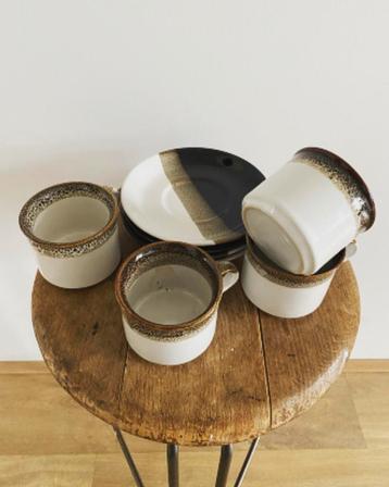 Vintage Hitkari set van 4 kop en schotels  beschikbaar voor biedingen