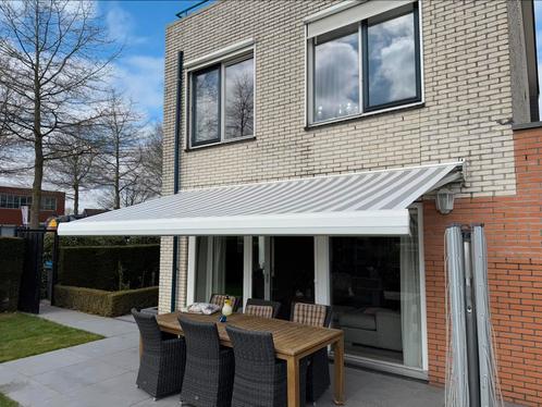 Zonweringsdoek vervangen ? Gratis offertje op maat !, Tuin en Terras, Zonneschermen, Nieuw, Knikarmscherm, Ophalen