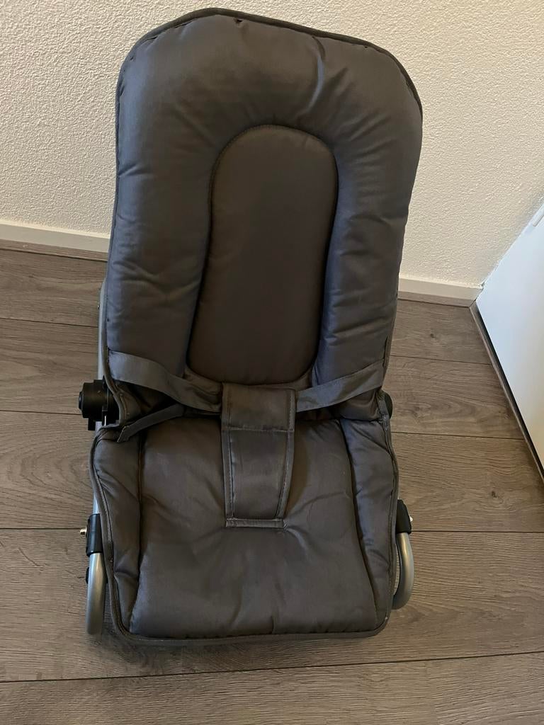 Leuk wipstoeltje, Ophalen, Zo goed als nieuw, Prenatal, Verstelbaar